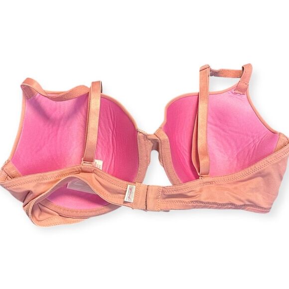 PINK VICTORIA’S SECRET Women’s Peach Pink Wear Everywhere T-Shirt Lightly Lined - Picture 2 of 6